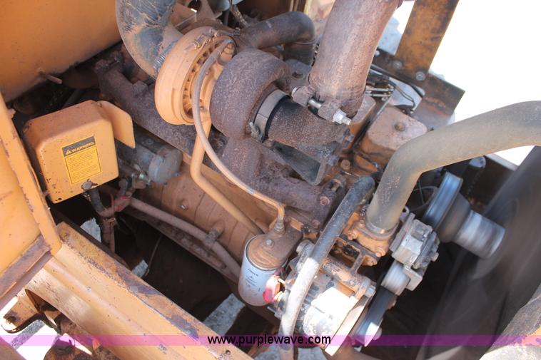 image for item K8869 1992 Case 621 wheel loader