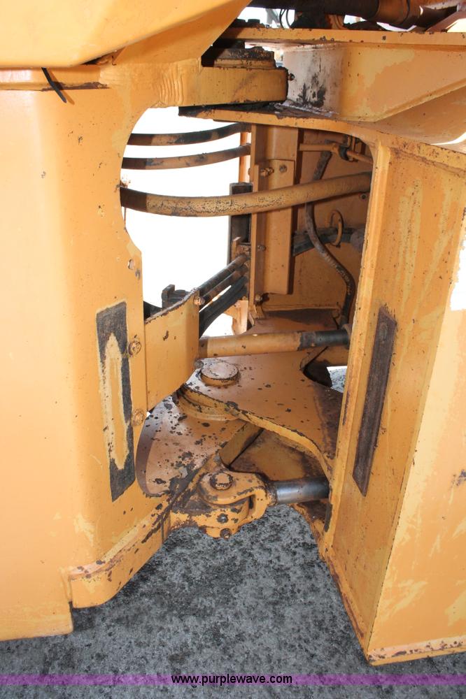 image for item K8869 1992 Case 621 wheel loader