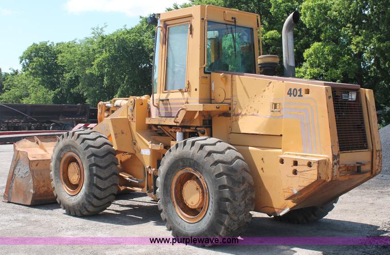 image for item K8870 1995 Case 721B wheel loader