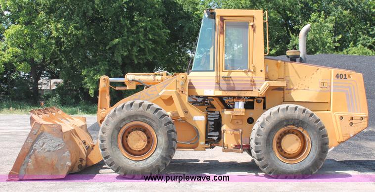 image for item K8870 1995 Case 721B wheel loader