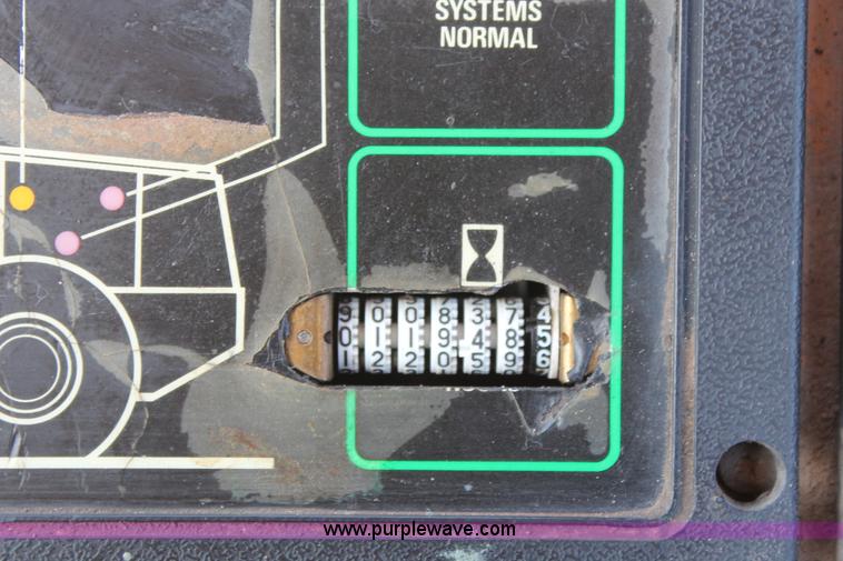 image for item K8870 1995 Case 721B wheel loader