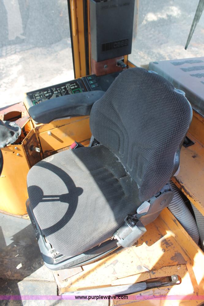 image for item K8870 1995 Case 721B wheel loader