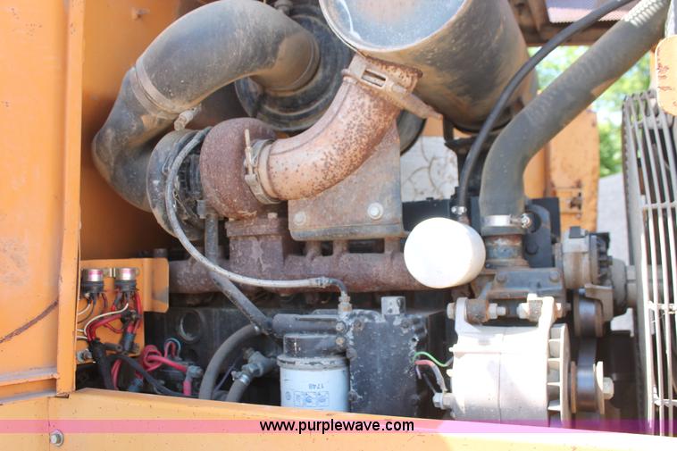 image for item K8870 1995 Case 721B wheel loader