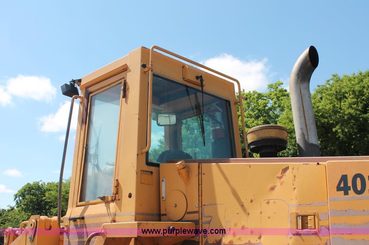 image for item K8870 1995 Case 721B wheel loader