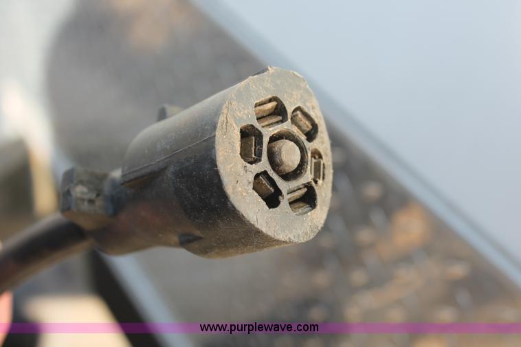 image for item K8998 2010 Haul Mark RT85X24WT3 enclosed race car cargo trailer