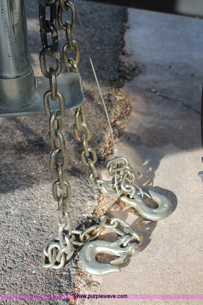 image for item K8998 2010 Haul Mark RT85X24WT3 enclosed race car cargo trailer