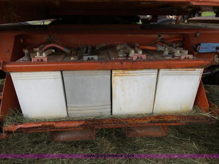 image for item L2040 Snorkelift UNO41E scissor lift