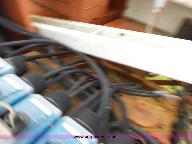 image for item L2040 Snorkelift UNO41E scissor lift