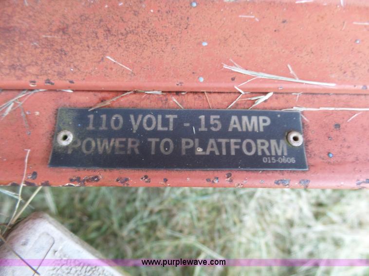 image for item L2040 Snorkelift UNO41E scissor lift