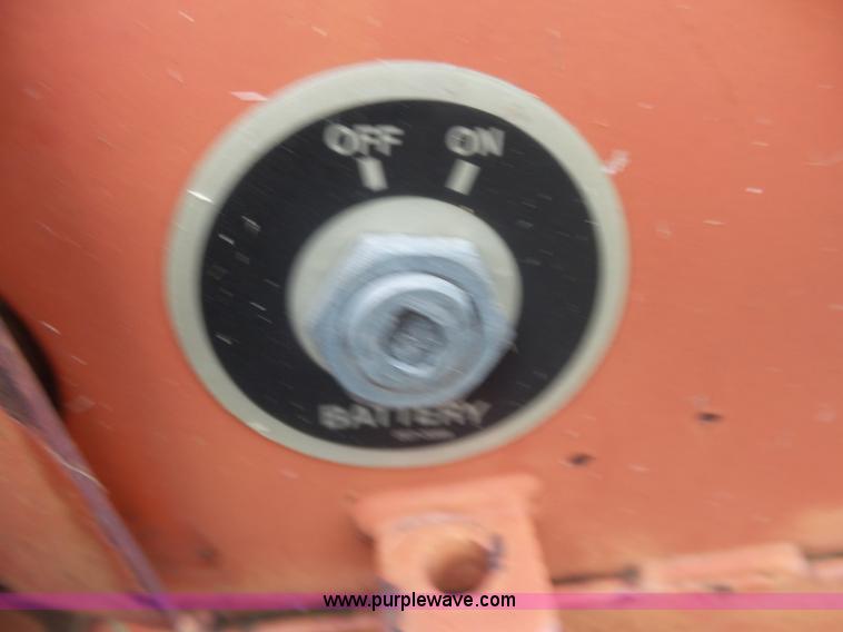 image for item L2040 Snorkelift UNO41E scissor lift