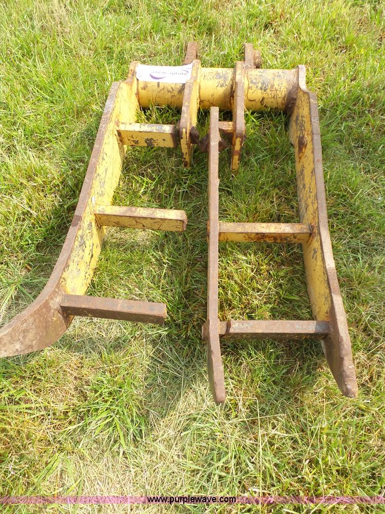 image for item L2041 Excavator thumb