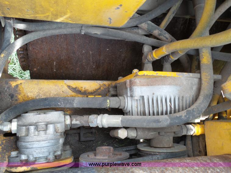 image for item L2043 Stone AVR4000 vibratory double drum roller