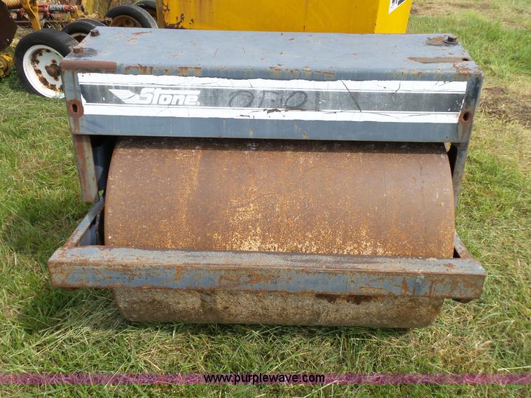 image for item L2043 Stone AVR4000 vibratory double drum roller