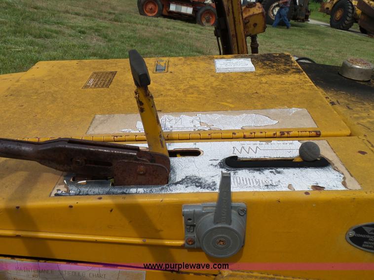 image for item L2043 Stone AVR4000 vibratory double drum roller