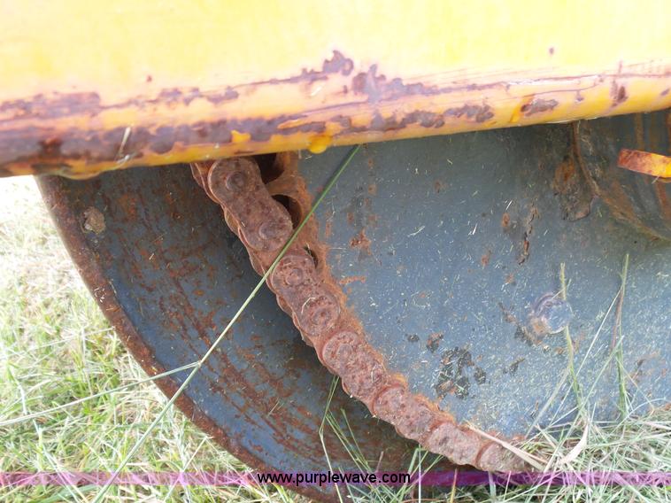 image for item L2043 Stone AVR4000 vibratory double drum roller