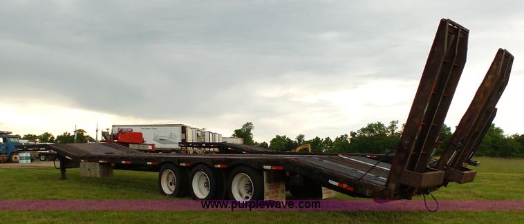 image for item L2049 1999 Cherokee 8553 equipment trailer