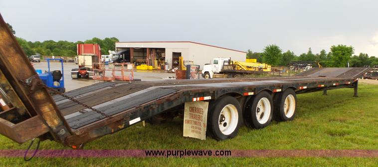 image for item L2049 1999 Cherokee 8553 equipment trailer