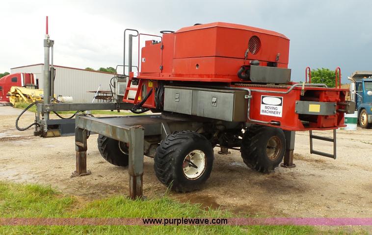 image for item L2051 1994 Somero S-240 laser screed