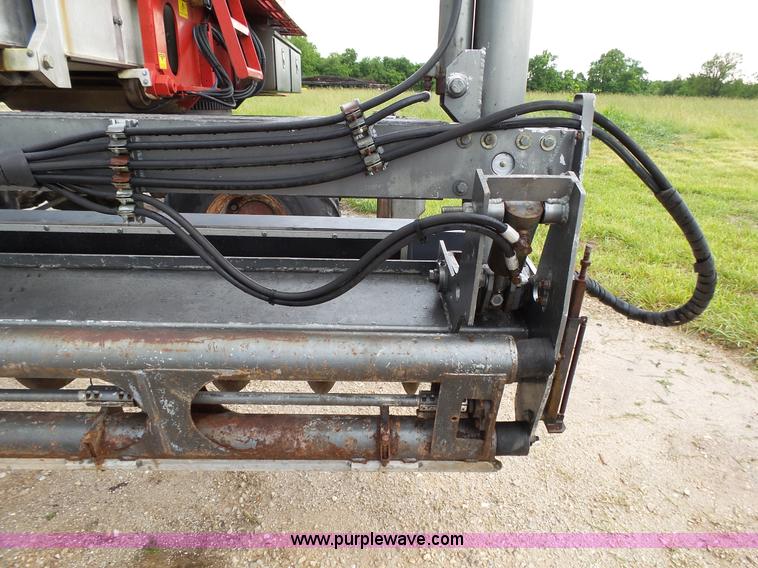 image for item L2051 1994 Somero S-240 laser screed