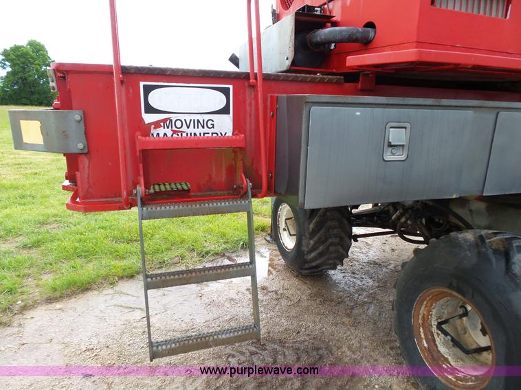 image for item L2051 1994 Somero S-240 laser screed