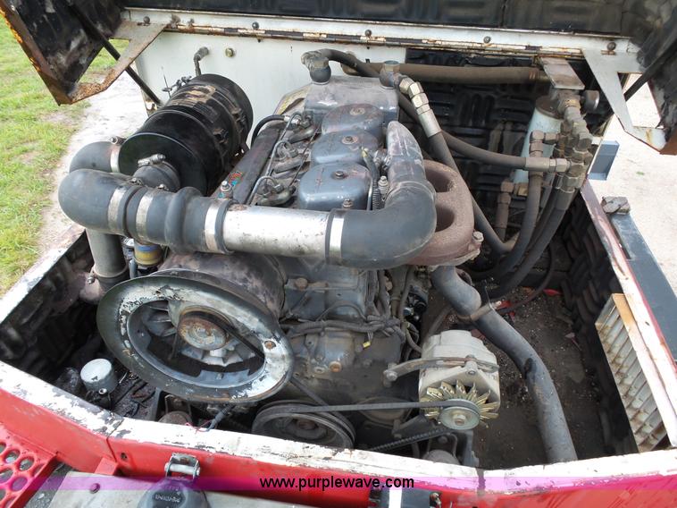 image for item L2051 1994 Somero S-240 laser screed