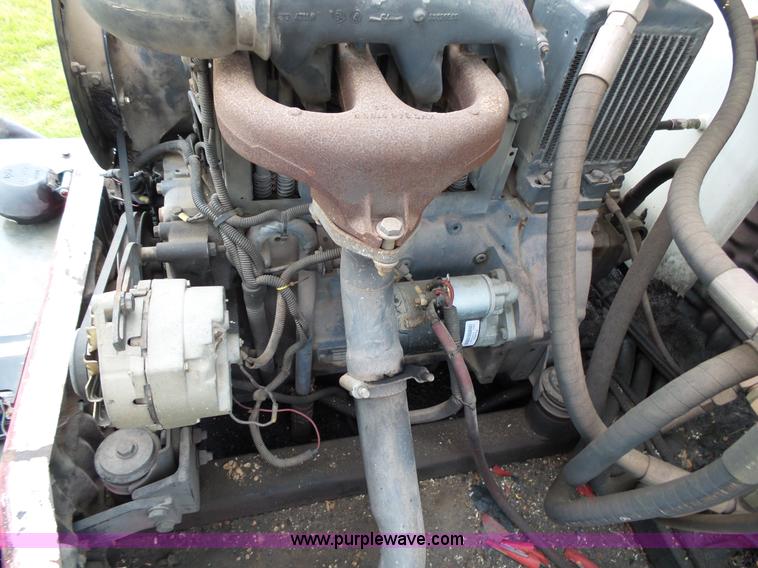 image for item L2051 1994 Somero S-240 laser screed