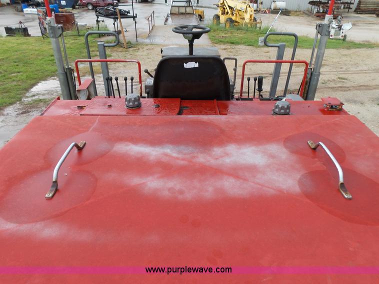 image for item L2051 1994 Somero S-240 laser screed