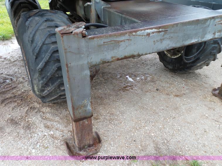 image for item L2051 1994 Somero S-240 laser screed