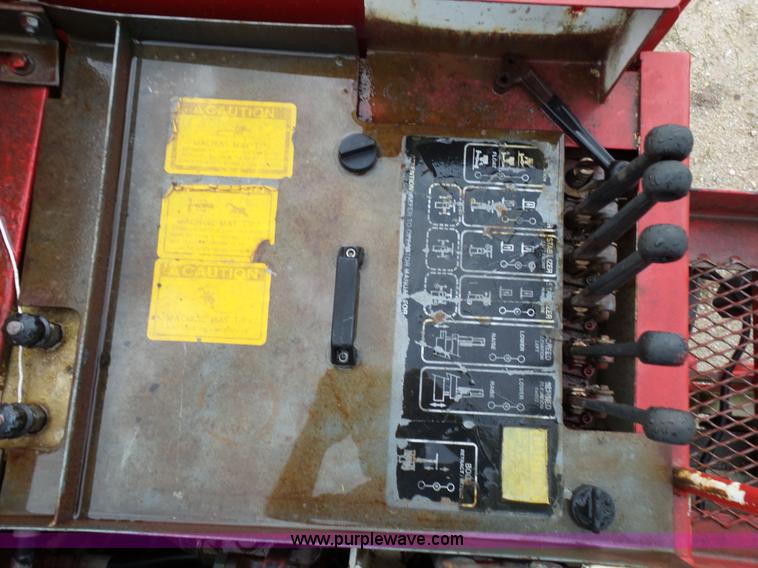 image for item L2051 1994 Somero S-240 laser screed