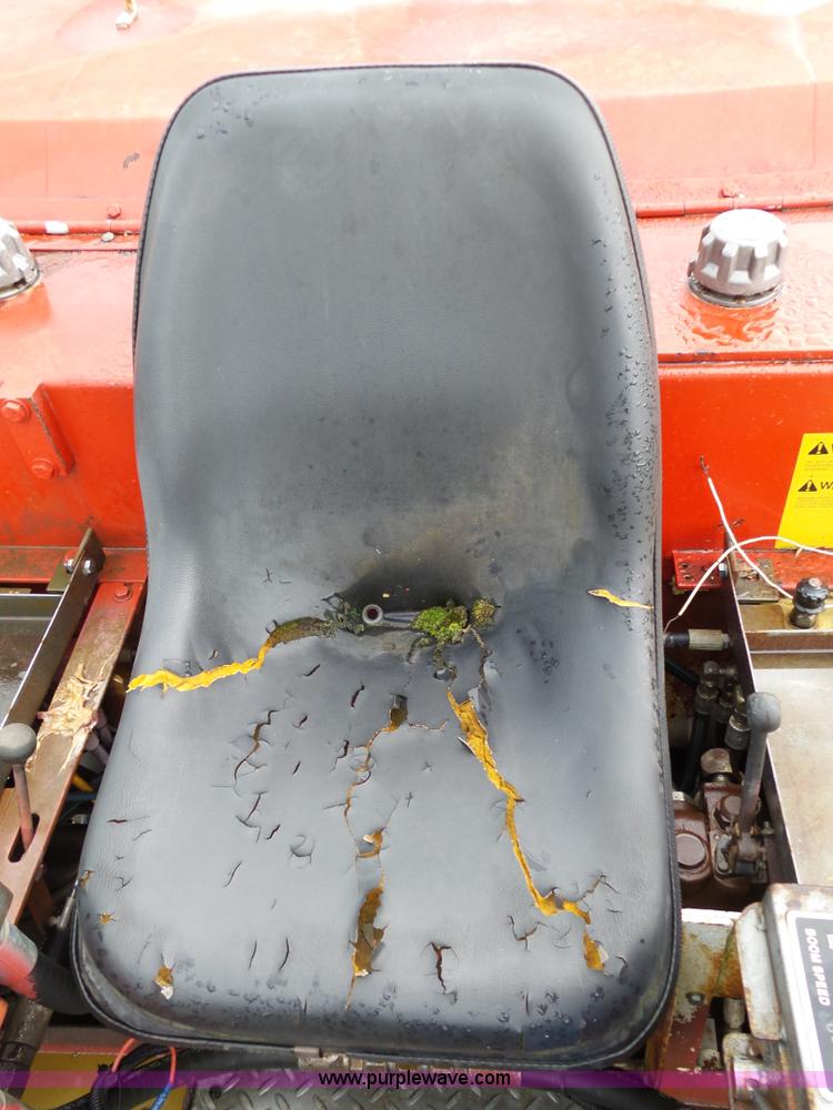 image for item L2051 1994 Somero S-240 laser screed