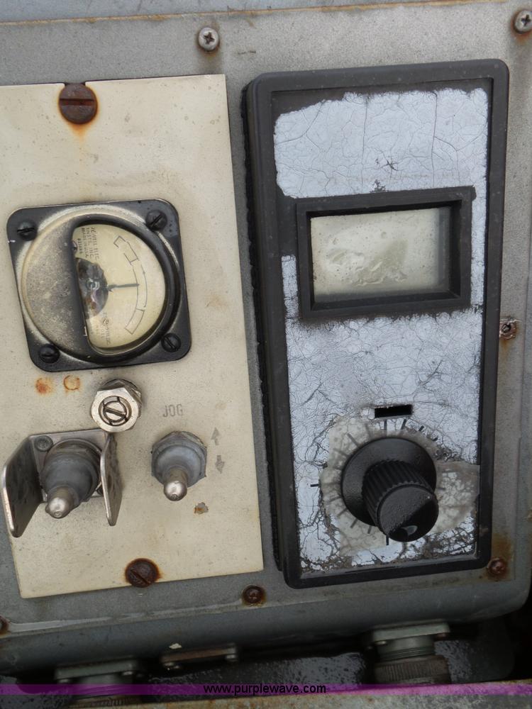 image for item L2051 1994 Somero S-240 laser screed