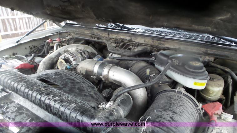 image for item L2069 2003 Ford F550 Super Duty bucket truck