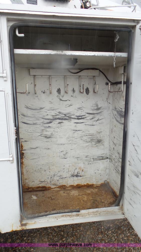 image for item L2069 2003 Ford F550 Super Duty bucket truck