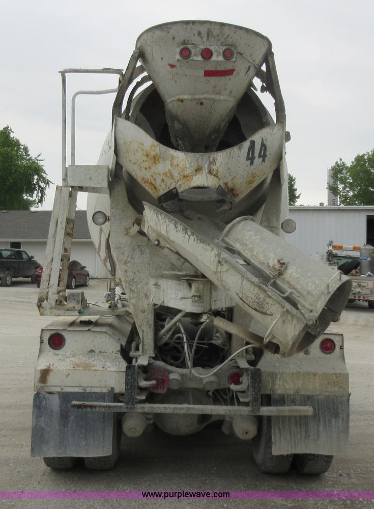 image for item L2750 1995 Ford LT9000 mixer truck