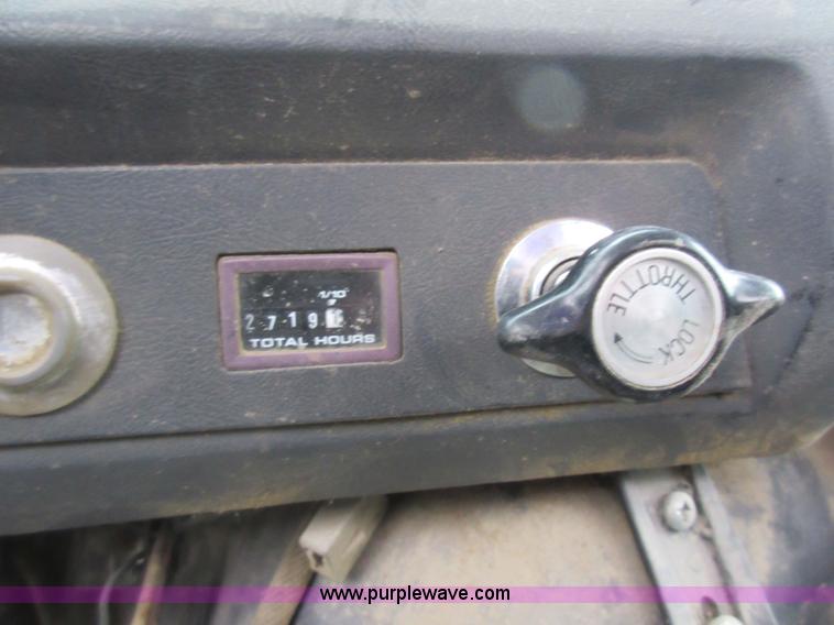 image for item L2750 1995 Ford LT9000 mixer truck