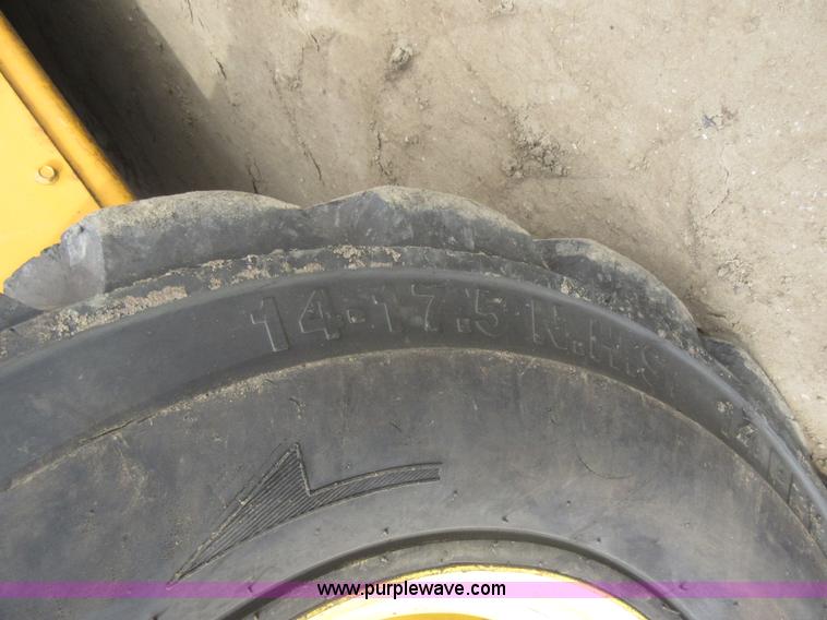 image for item L2760 Mustang 2099 skid steer