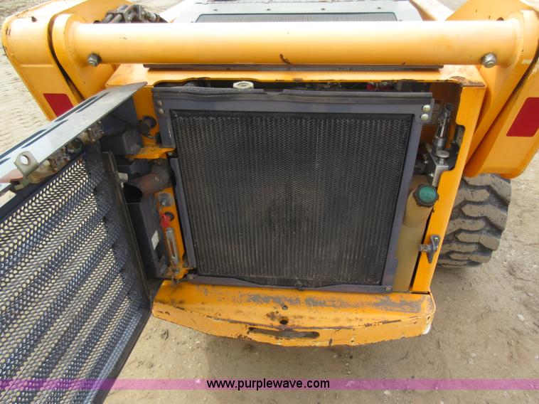 image for item L2760 Mustang 2099 skid steer