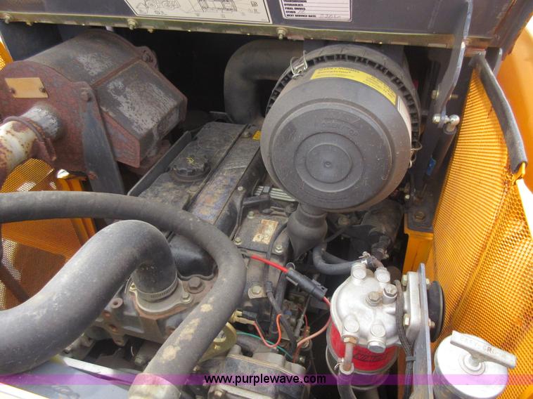 image for item L2760 Mustang 2099 skid steer