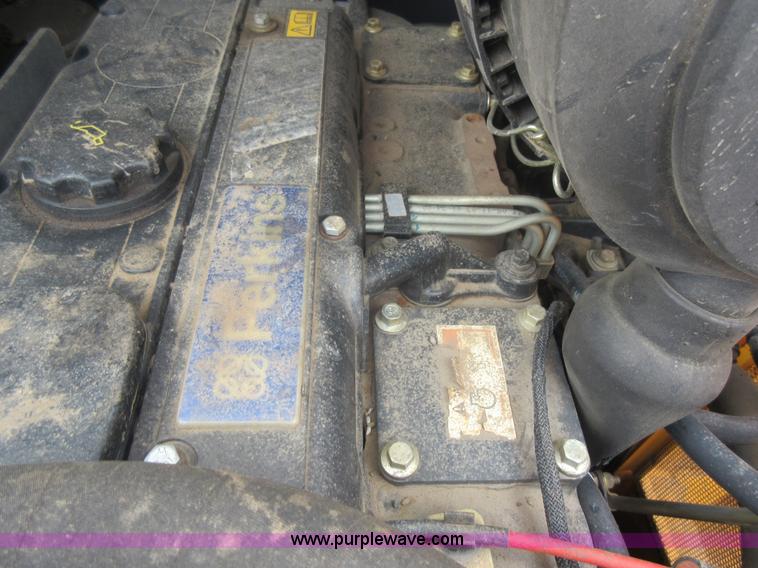 image for item L2760 Mustang 2099 skid steer