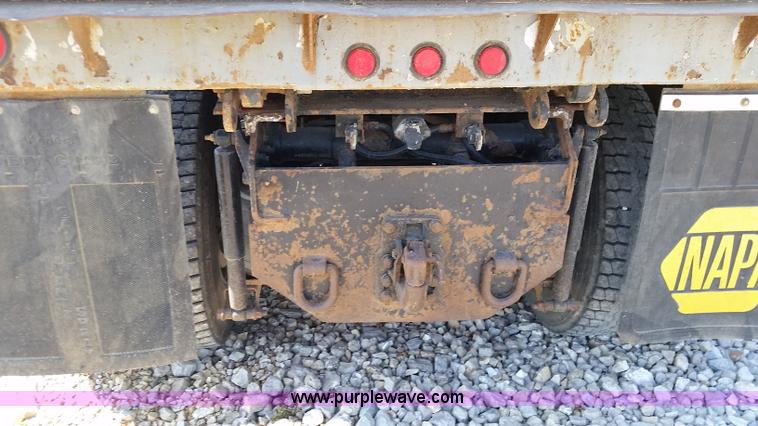 image for item L2775 1996 Western Star 49645 dump truck
