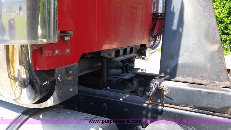 image for item L2775 1996 Western Star 49645 dump truck