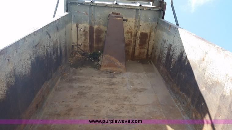 image for item L2775 1996 Western Star 49645 dump truck