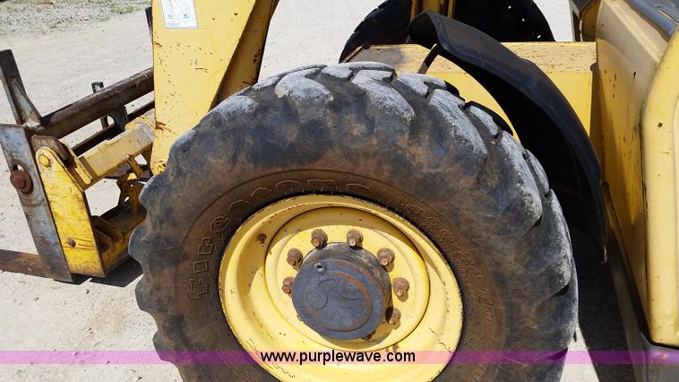 image for item L2776 1999 Gehl DL6H40 telehandler