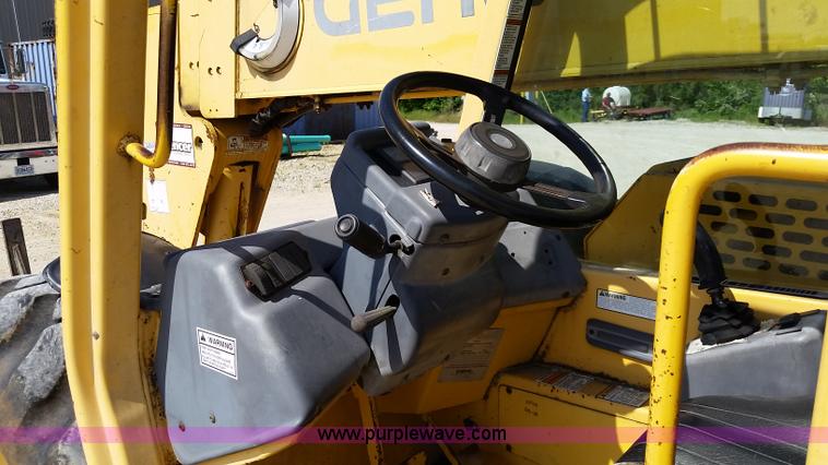 image for item L2776 1999 Gehl DL6H40 telehandler