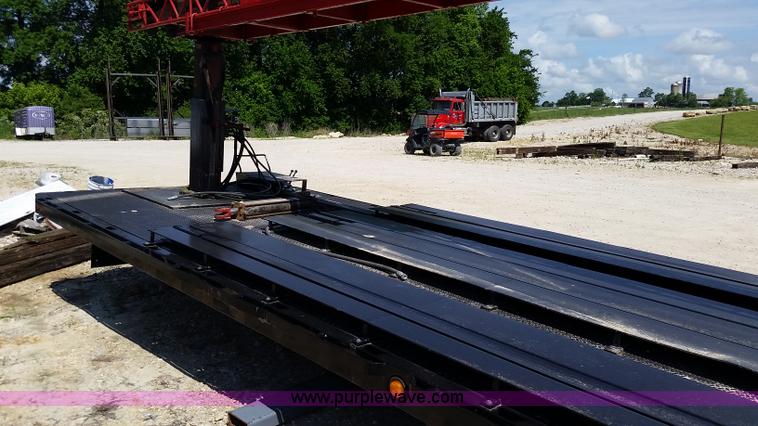 image for item L2777 Shingle conveyor bed