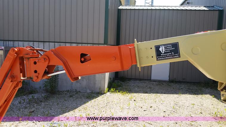 image for item L2778 2002 JLG E300AJP boom lift