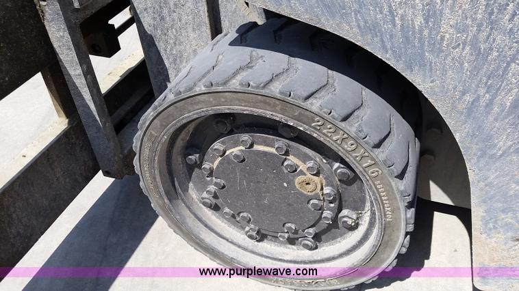 image for item L2779 Toyota 52-6FGGU36 forklift