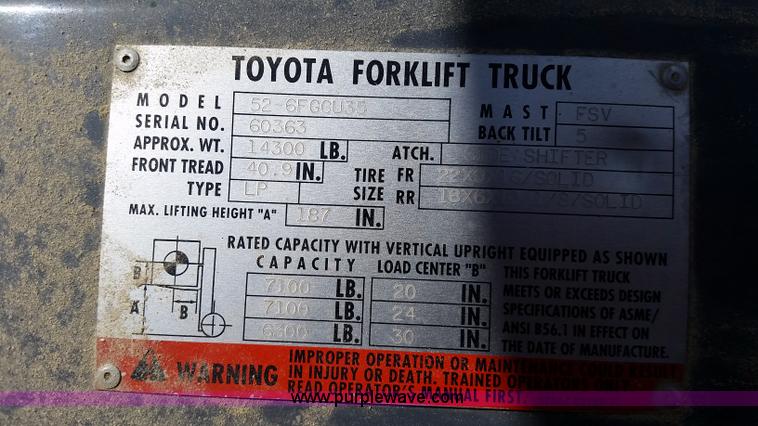 image for item L2779 Toyota 52-6FGGU36 forklift