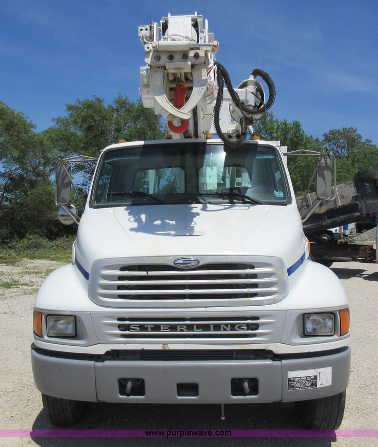 image for item L2830 2002 Sterling M7500 Acterra digger derrick truck