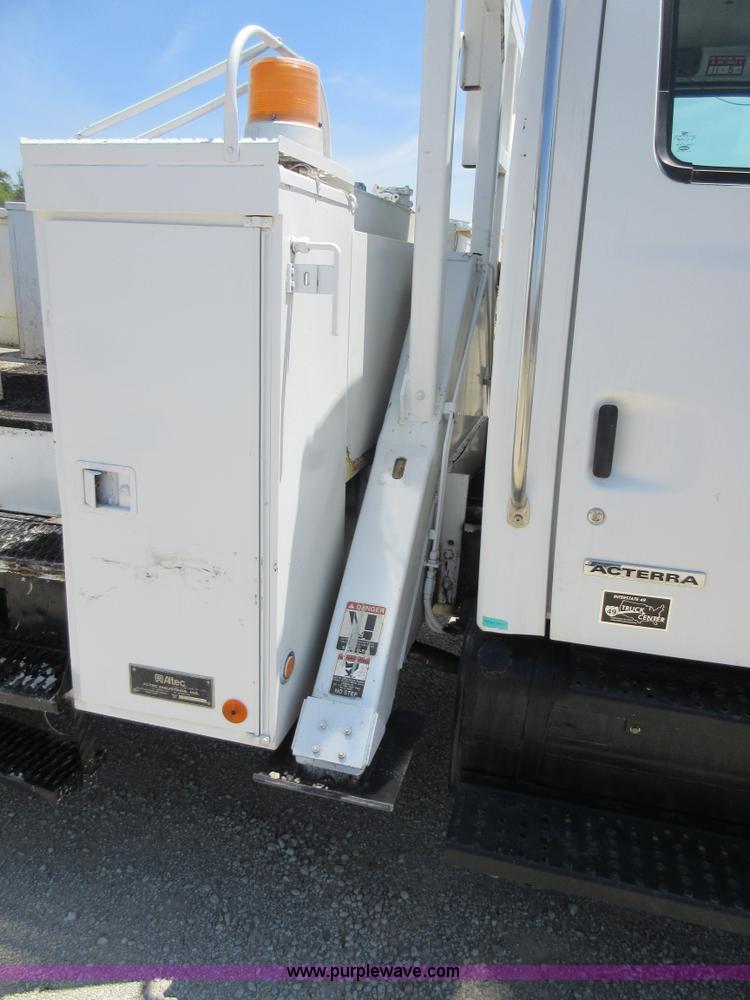 image for item L2830 2002 Sterling M7500 Acterra digger derrick truck